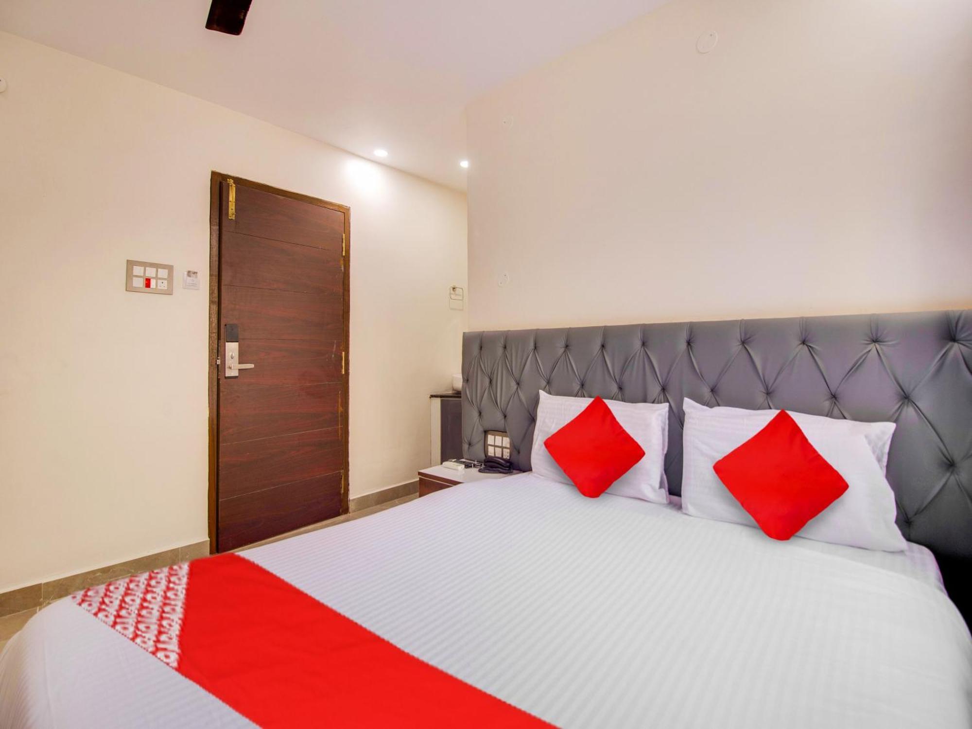 Hotel O Rr Residency Khammam Exterior photo